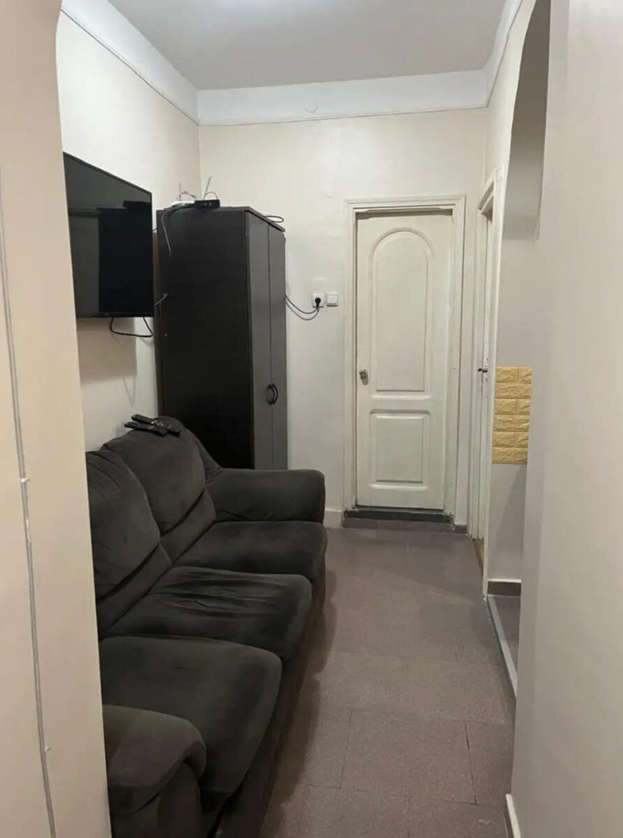 Comfortable Seaside 1-Bedroom Apartment for Daily or Annual Rent in Batumi13