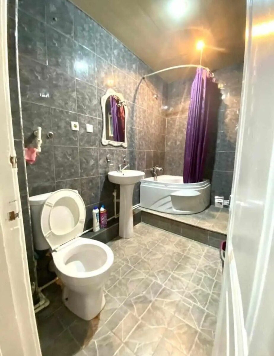 Comfortable Seaside 1-Bedroom Apartment for Daily or Annual Rent in Batumi7