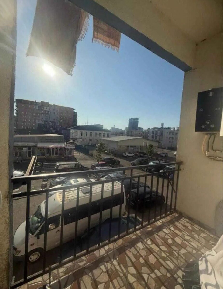 Spacious 2-Bedroom Apartment for Rent on Parmen Rurua Street Batumi6