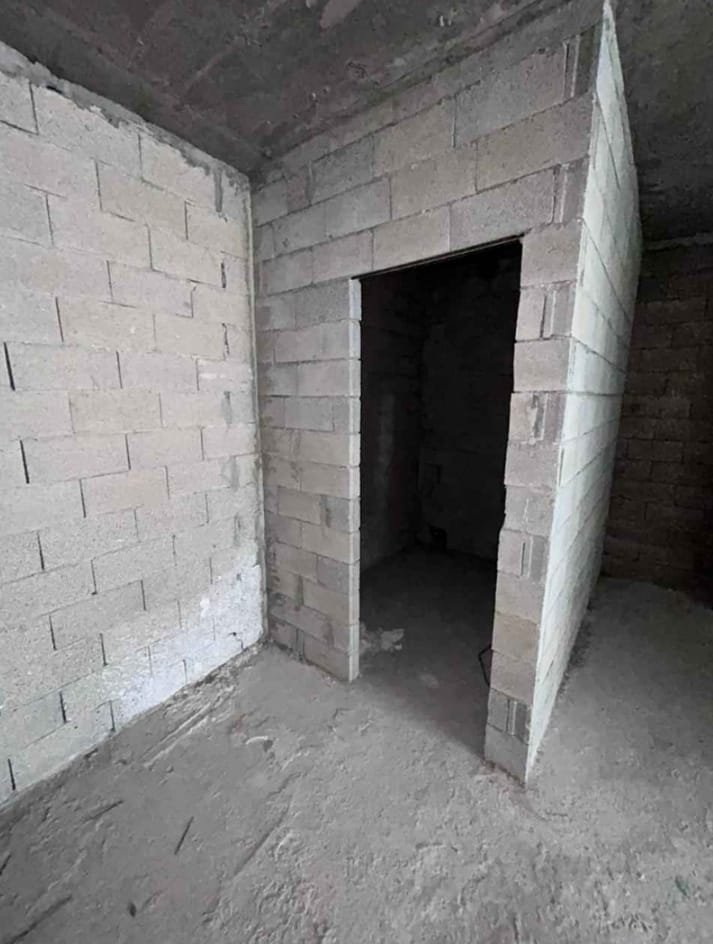 Angisa 1st Lane 82 24