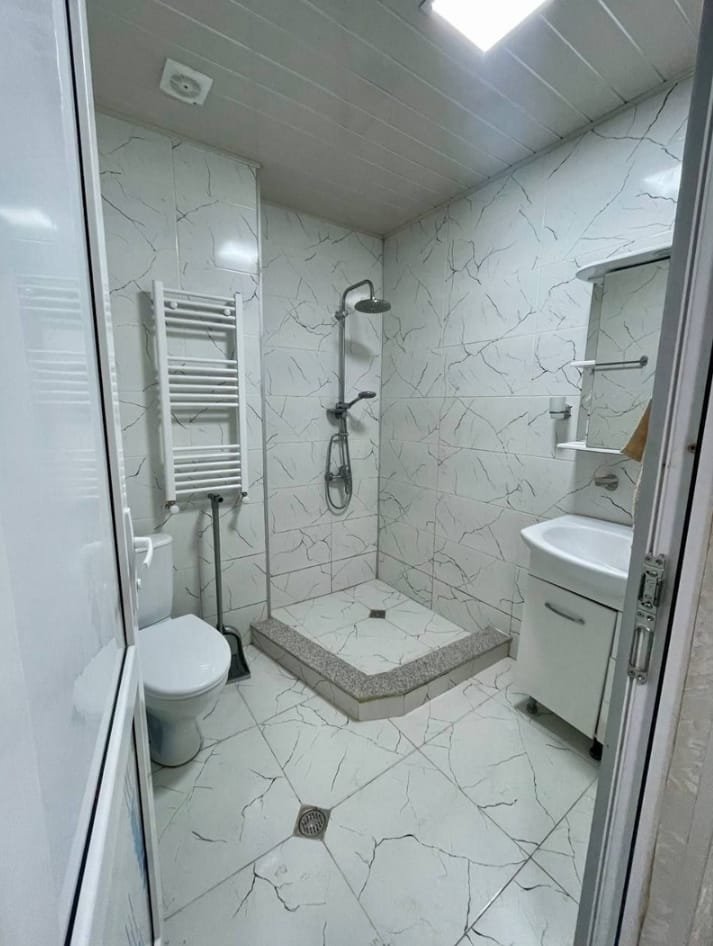 General Aslan Abashidze St 4915 8