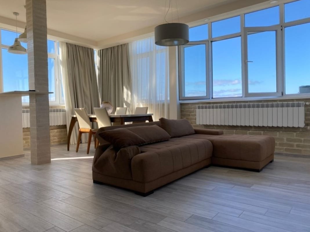 Luxurious 3-Room Apartment For Rent In Batumi 5