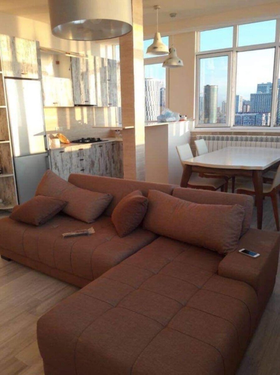 Luxurious 3-Room Apartment For Rent In Batumi 9