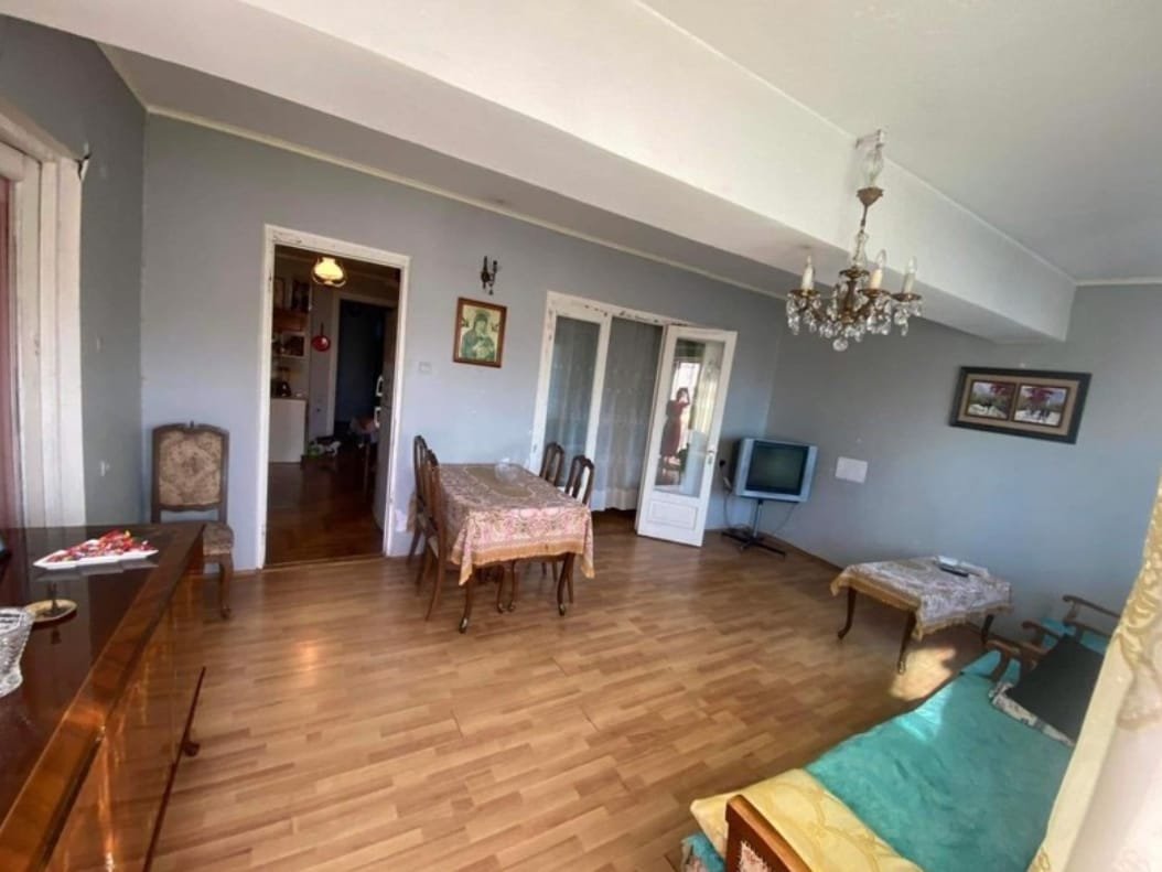 Newly Renovated Apartment For Sale In Batumi 3