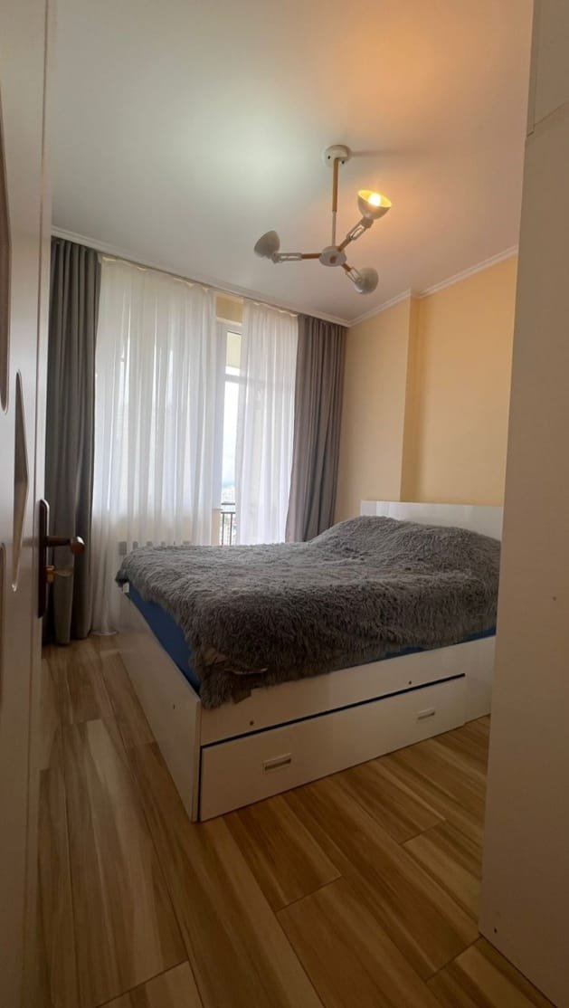 Niko Pirosmani Street 18