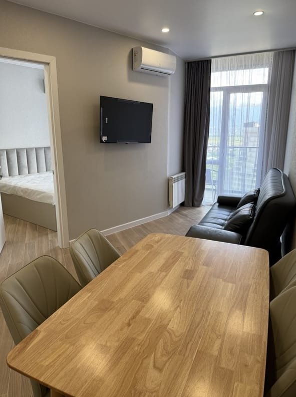 Rejeb Nizharaadze St 17 1