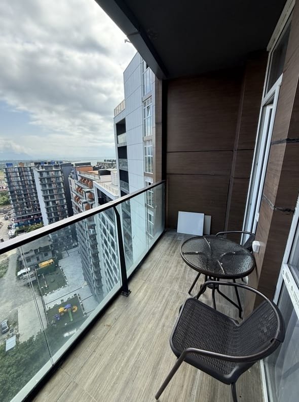 Rejeb Nizharaadze St 17 11