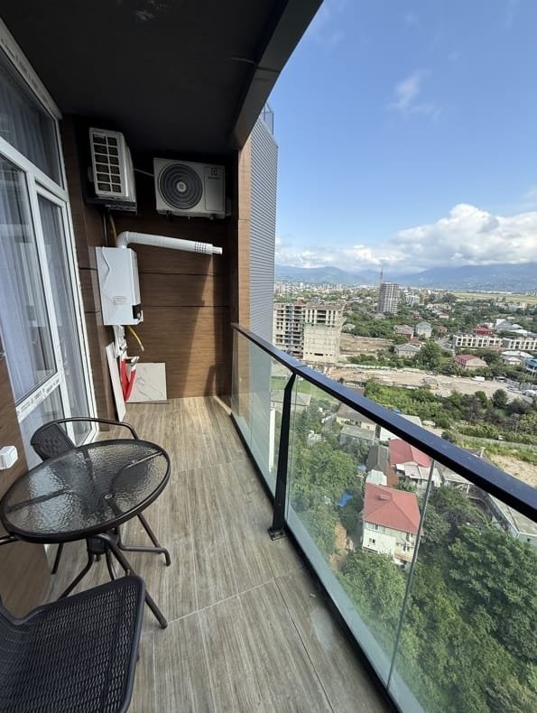 Rejeb Nizharaadze St 17 12