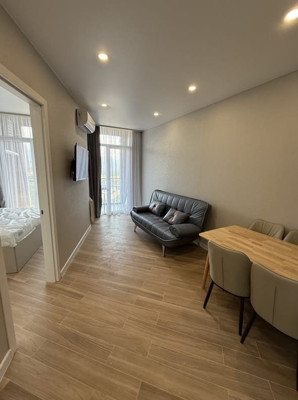 Rejeb Nizharaadze St 17 15