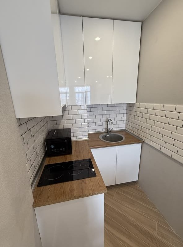 Rejeb Nizharaadze St 17 8