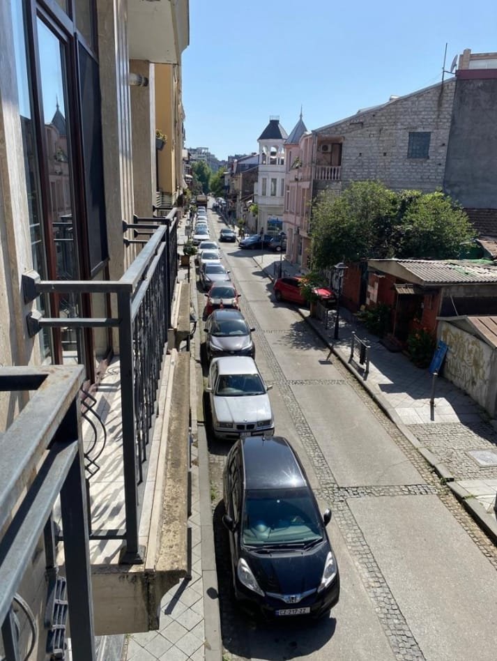 Stepane Zubalashvili St 1 12