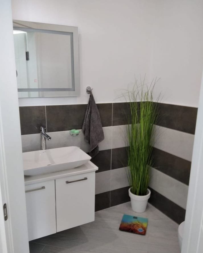 Zhiuli Shartava Ave 10 13