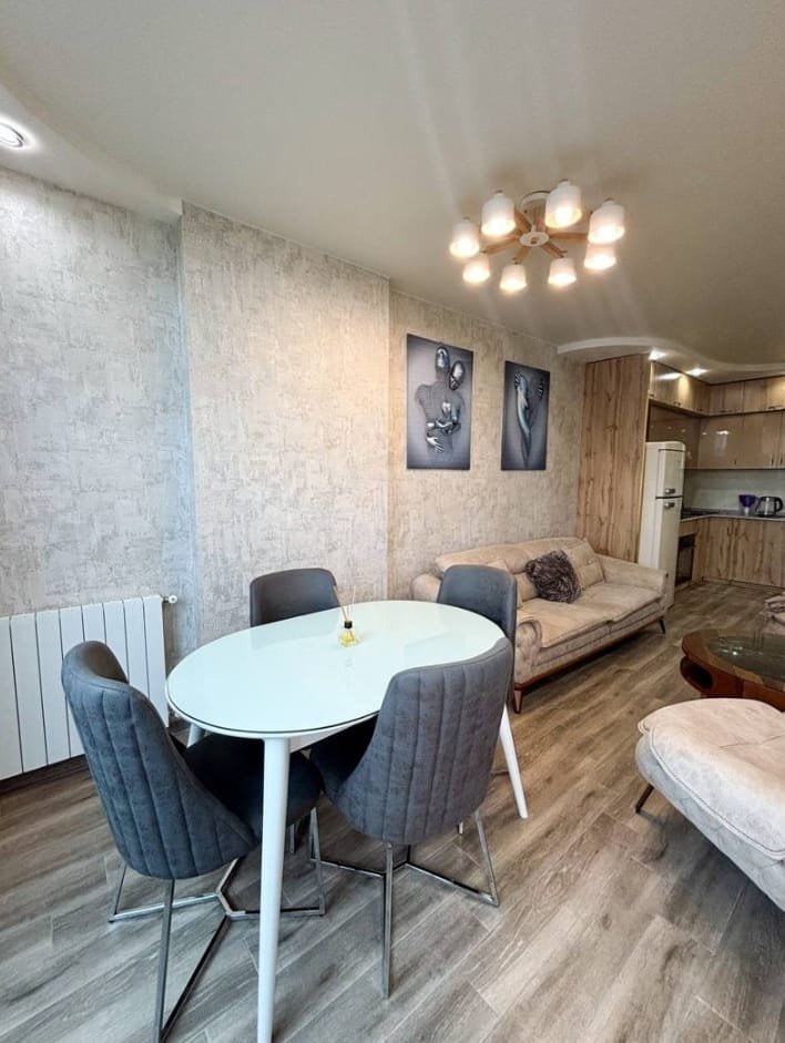 Zhiuli Shartava Ave 32 4