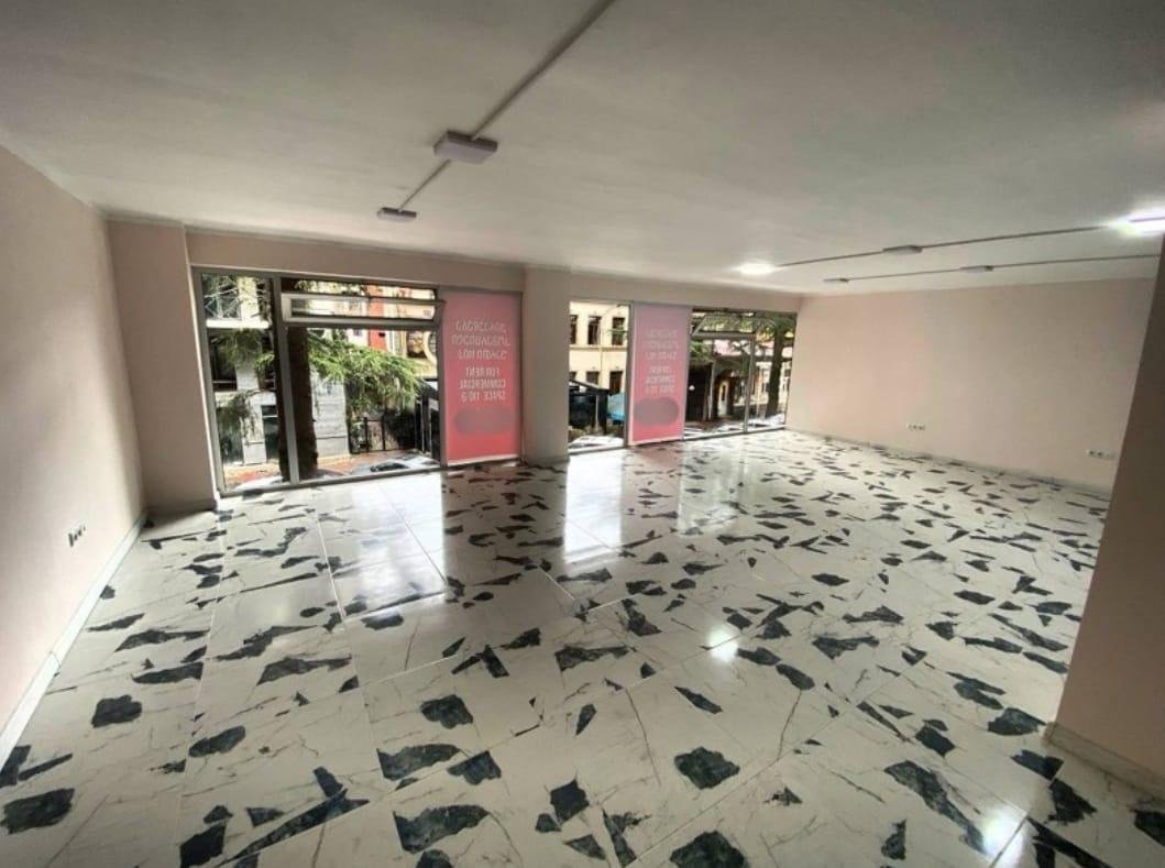 Commerce Property for Rent – Retail & Office Spaces (1)