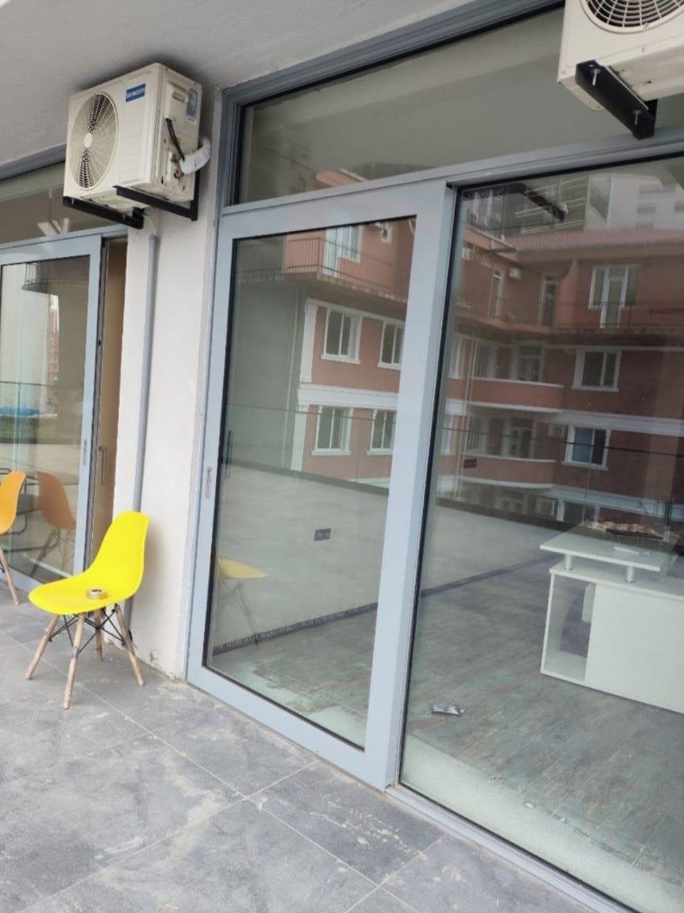 Commercial Real Estate for Rent – Ideal for Business Growth (3)