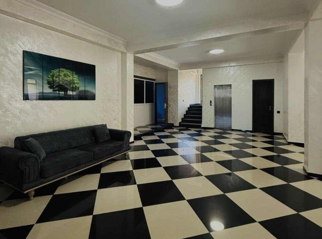 Hotel For Rent – Spacious & Modern Hospitality Spaces (1)