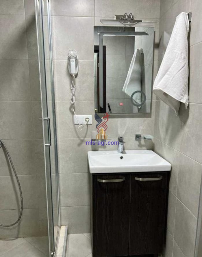 Lech and Maria Kaczynski Street 63 2