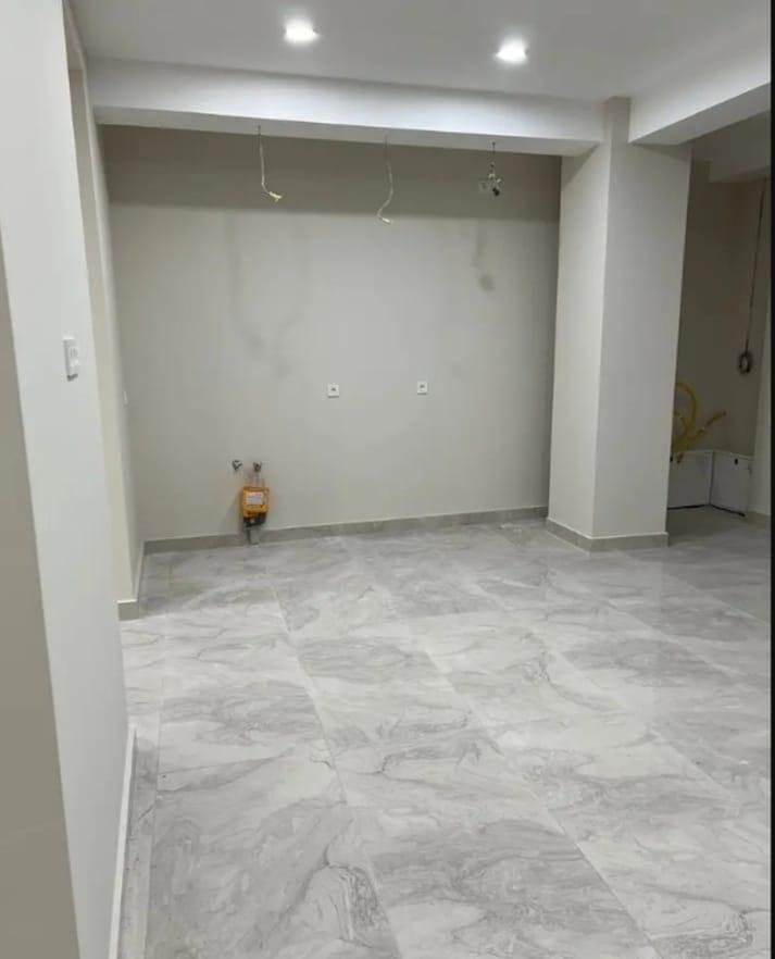 Memed Abashidze Street (7)