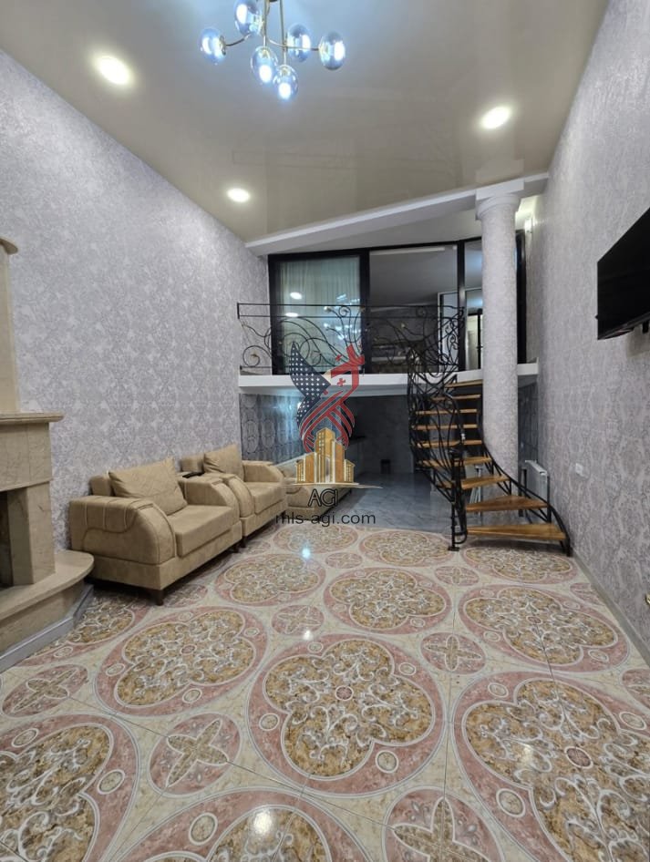 Merab Kostava Street, 30 (1)