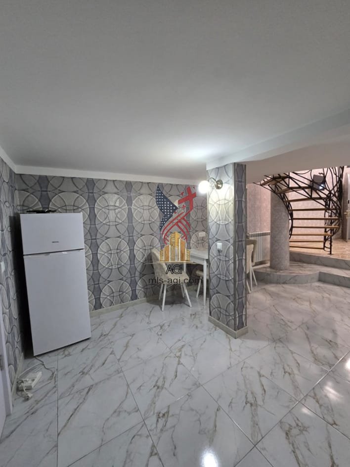 Merab Kostava Street, 30 (7)