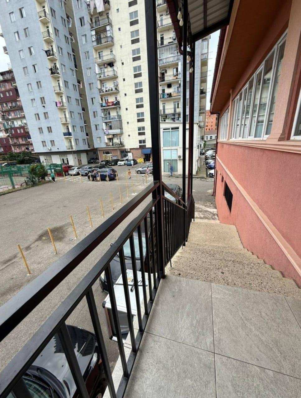 Modern Retail & Office Spaces for Rent High Foot Traffic Area (9)