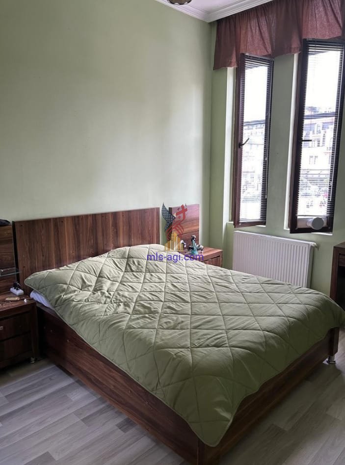 Nodar Dumbadze St 12 6