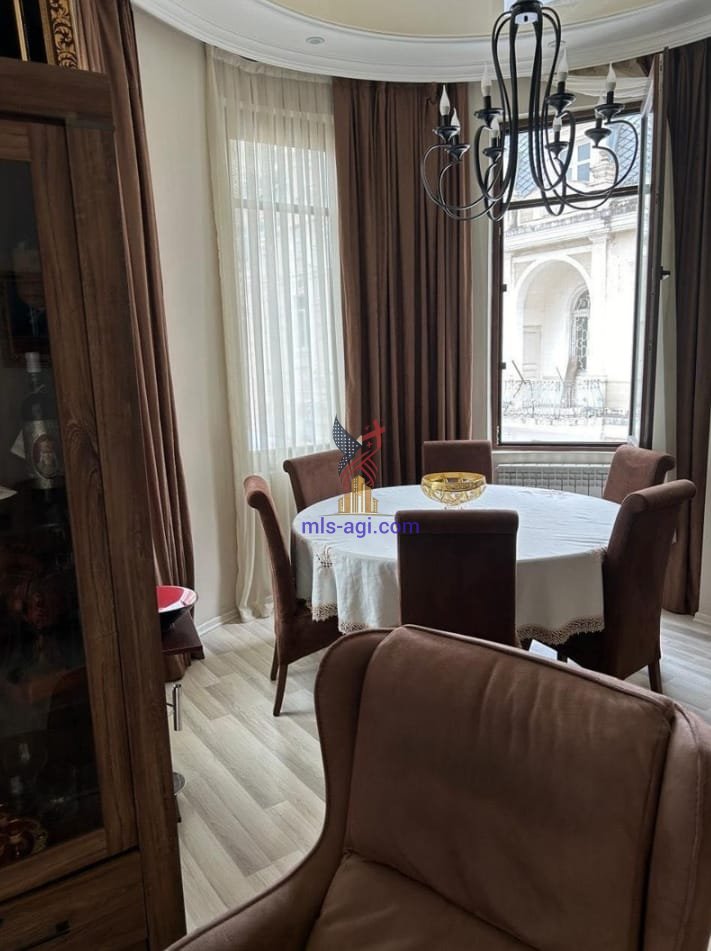 Nodar Dumbadze St 12 9