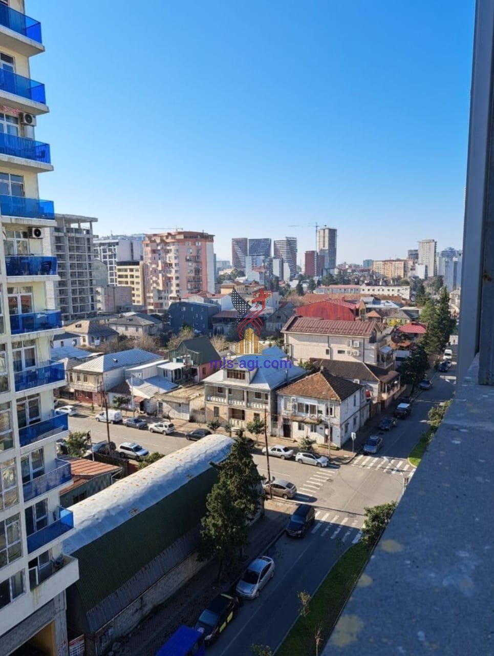 Renovated Studio for Sale in Batumi Selim Khimshiashvili Street 4
