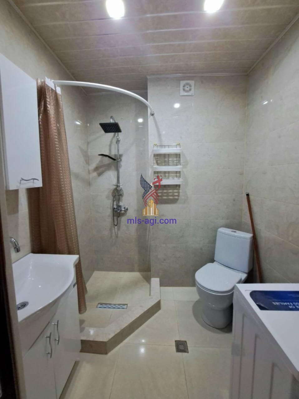 Renovated Studio for Sale in Batumi Selim Khimshiashvili Street 5