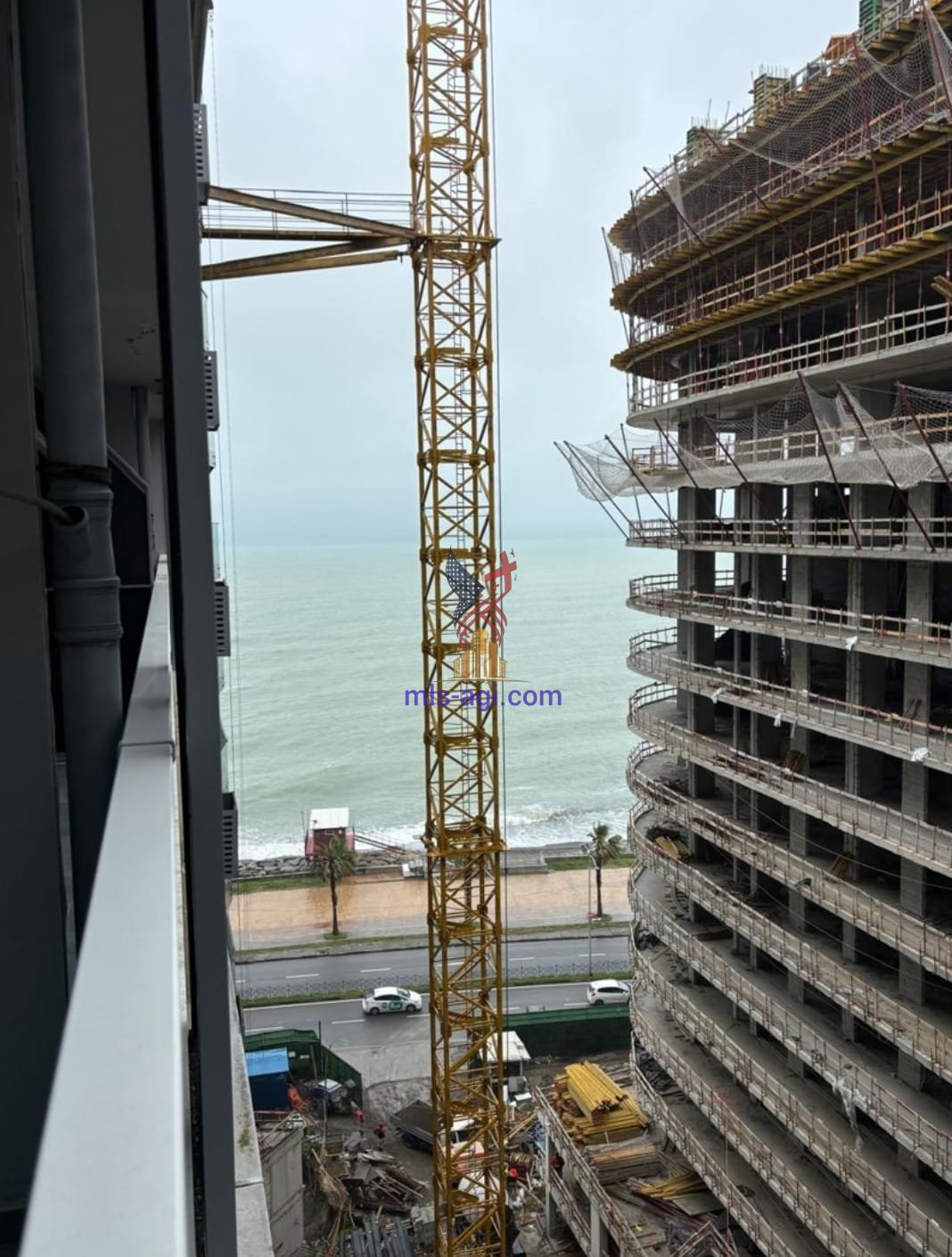 Studio for sale in the Sunrise complex 8